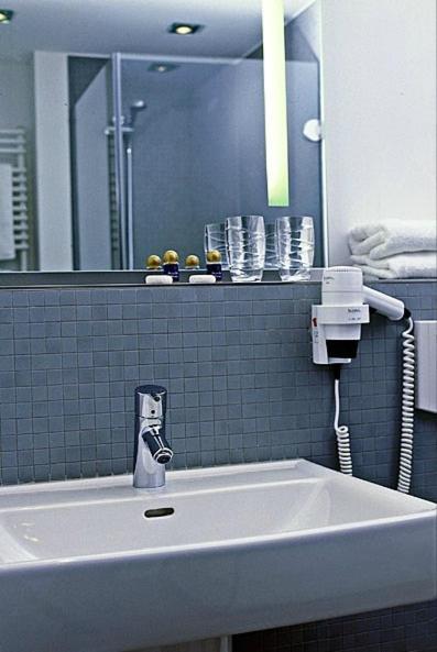 Overnight Tagungshotel Im Abz Κέρπεν Δωμάτιο φωτογραφία